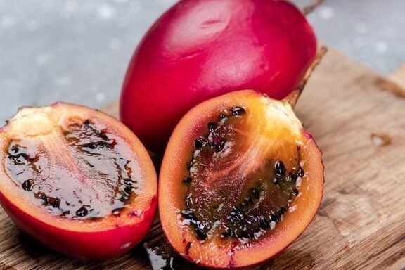 tomate de arbol fresco y saludable